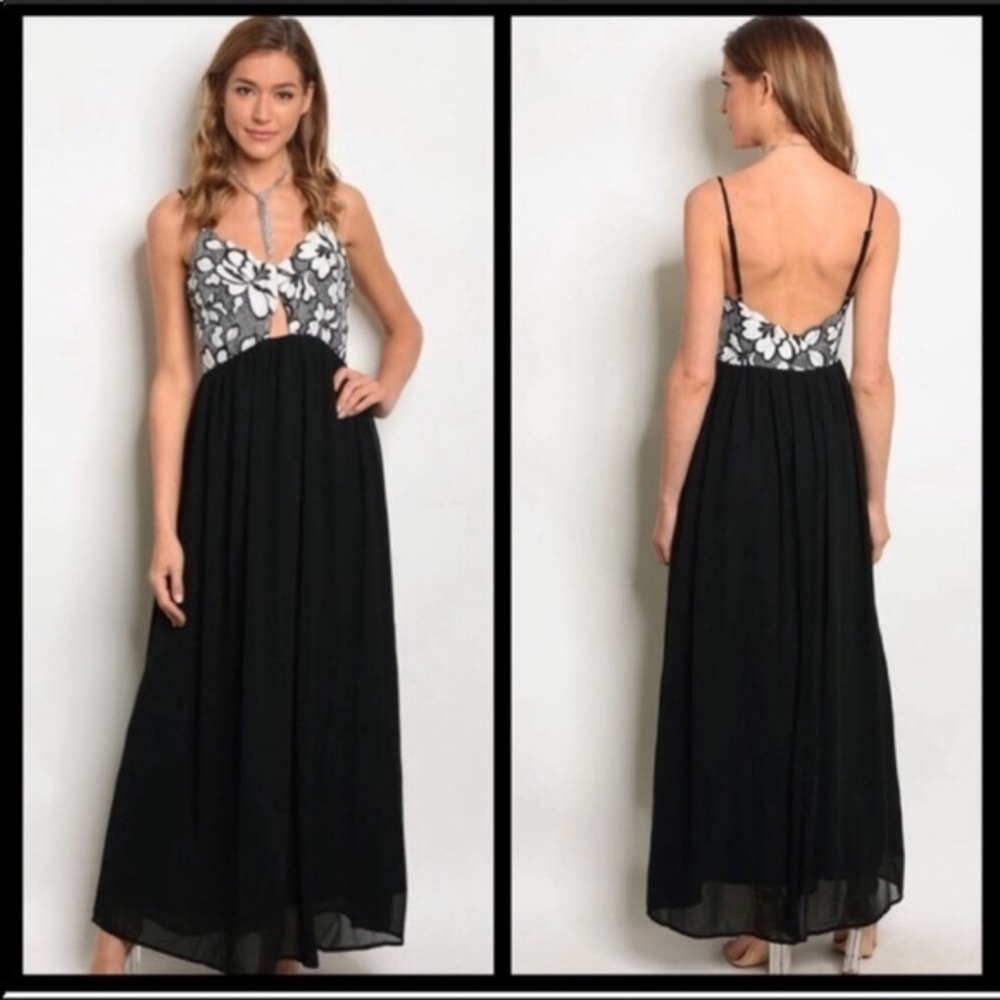 ❣️Sale was $75 down sizing❣️ Black and white maxi dress